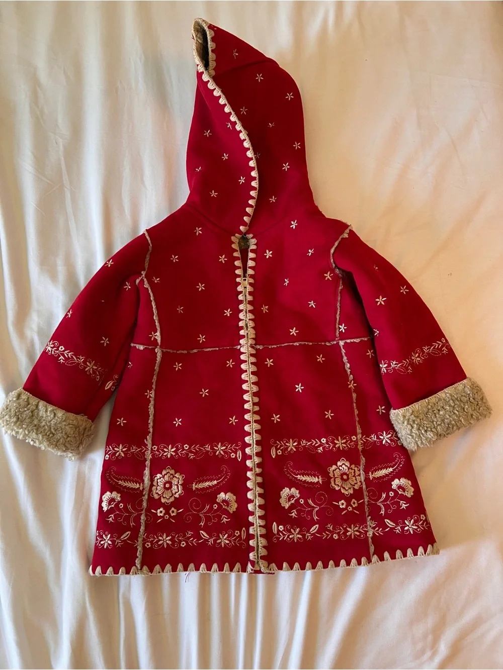 Vintage Gap Girls' toddler 2T Red Hooded Embroidered Coat